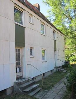 günstige, frisch sanierte 1,5-Zimmer-Dachgeschoss-Wohnung - Geesthacht