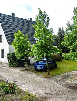 Modernisiertes Zweifamilienhaus in ruhiger Lage - Hatten
