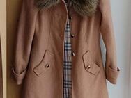 Mantel Übergangsmantel Jacke beige braun XXL Kunstfell Kragen Knöpfe Taschen gr. 34 XS,36 S NEU - Hardheim