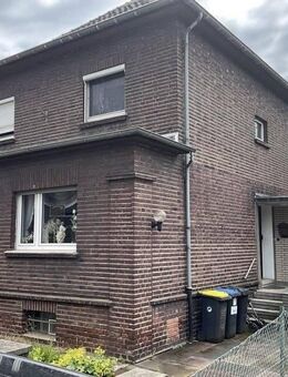 Freistehendes Einfamilienhaus mit großem Garten in Duisburg-Walsum - Duisburg