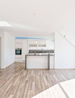 Viel mehr als 64?m² - Maisonette mit ausgebautem Dachgeschoss (Nfl. ca. 44?m²) - Hochdorf (Regierungsbezirk Stuttgart)