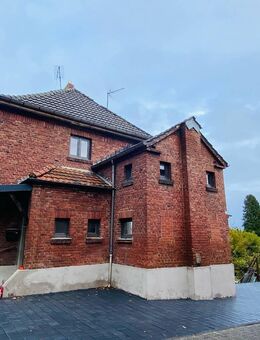 ***Ruhig gelegene Wohlfühl-Oase im modernem Chic und großem Garten*** - Übach-Palenberg