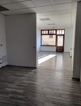 Büro, Laden oder Praxis-Einheit - Zeitz