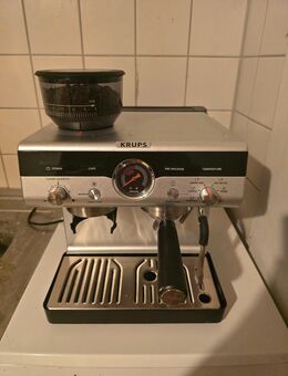 KRUPS XP801T Precision Espressomaschine Schwarz/Silber WIE NEU! - München Laim