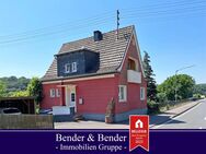 Gepflegtes Einfamilienhaus mit Carport in unmittelbarer Nähe zur Sieg! - Hamm (Sieg)