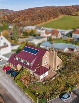 Charmantes Ein- bis Zweifamilienhaus mit Wintergarten und Traumgarten in Hemer-Ihmert - Hemer