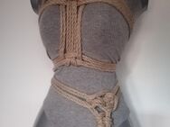 Bondage / Shibari interessiert (passiv, aktiv - switch) - Hamburg Hamburg-Nord