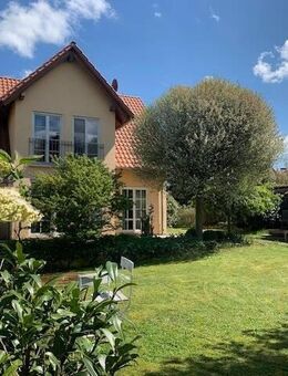 Einfamilienhaus mit hochwertiger Ausstattung, Neudietendorf- Kornhochheim, 6 Zi, Vollkeller, Carport - Nesse-Apfelstädt