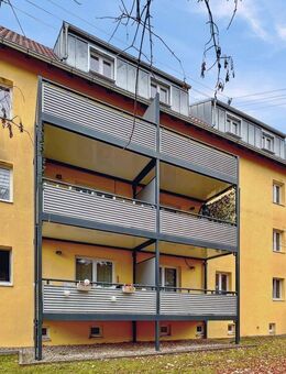 Sanierte 2-Zimmer-Wohnung in Königsbronn mit Einbauküche, Balkon und Stellplatz - Königsbronn