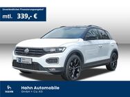 VW T-Roc, 1.5 TSI Sport Black, Jahr 2022 - Backnang