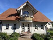 Stilvolles Familienhaus in Kenzingen-OT. Großzügiges Wohnen mit Ausbaupotential - ohne Provision - Kenzingen