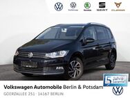 VW Touran, 1.4 TSI Comfort, Jahr 2017 - Berlin