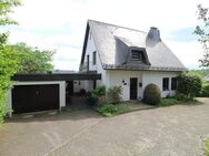 Beeindruckendes Architektenhaus mit partiellem Blick auf den Sorpesee - Sundern (Sauerland)