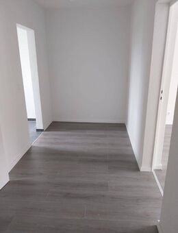 3-Zimmer-Wohnung frisch saniert - Ostrau