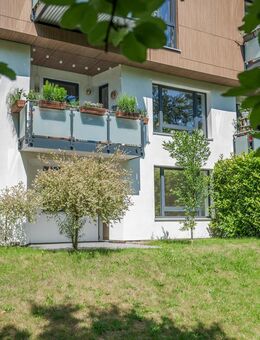 Vermietete modernisierte 2-Zimmerwohnung mit Sonnenbalkon als Kapitalanlage - Hamburg