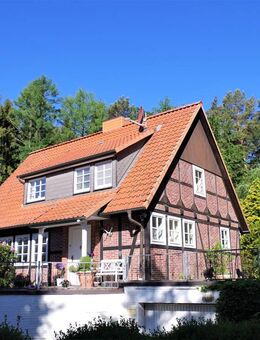 Für Liebhaber: Fachwerkhaus auf Traumgrundstück mit Baupotenzial - Undeloh
