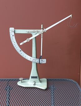 Mechanische Flächengewichtswaage - Frechen