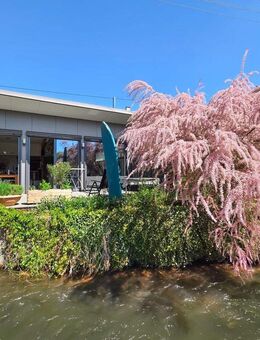 Wohnen an der Singold - Zwei Häuser mit eigener Insel - Schwabmünchen