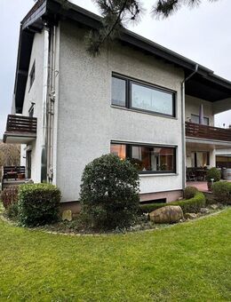 Geräumige 4-Zimmer-Wohnung in einem 3-Familienhaus - Nidderau