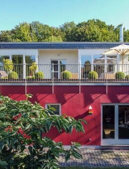 ALLES, AUSSER GEWÖHNLICH ... einzigartiges Anwesen in Königstein mit Blick auf die Burg Königstein - Königstein (Taunus)