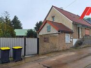 Doppelhaushälfte mit großem Grundstück und Nebengelass in Güsen - Elbe-Parey