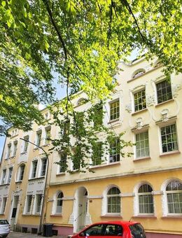 = H = DICHTERVIERTEL! MODERNISIERTE 4-ZIMMER WOHNUNG IN GEFRAGTER WOHNLAGE VOHWINKELS! = H = - Wuppertal