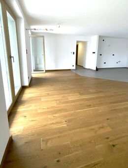 Exklusiver Neubau mit nachhaltigem Energiekonzept und stilvoller Ausstattung - Feldkirchen (Regierungsbezirk Niederbayern)