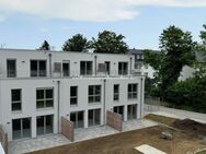 . NEUBAU . Bezugsfertiges Energie Effizienzhaus . ca. 135 m² Wfl. . Dachterrasse + sonnig. Garten . Wohnen am Südpark . - Alsdorf (Nordrhein-Westfalen)