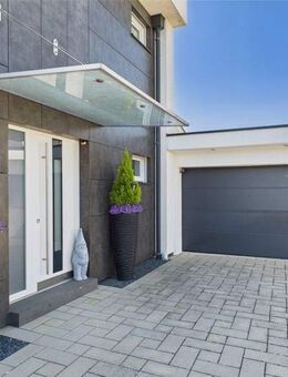 GRENZE L-WORMELDANGE: TOLLES WOHNHAUS / TOLLES GRUNDSTÜCK / 2 BÄDER / GROSSE GARAGE / TOP LAGE! - Wincheringen