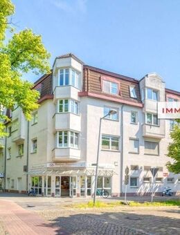 IMMOBERLIN.DE - Sonnige Wohnung mit Lift & Pkw-Stellplatz in zentraler Ortskernlage - Hennigsdorf