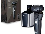 Panasonic Elektrorasierer ES-LV97-K803, Nass/Trocken-Rasierer, Clean&Charge-Station, ausklappbarer Langhaarschneider, Linearmotor, inkl. Reinigungs-& Ladestation