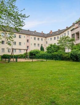 2 Zimmer mit Balkon - bezugsfrei ab sofort! - Berlin