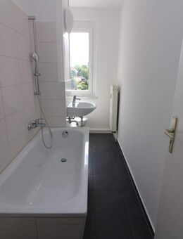 Für Sparfüchse...günstige 2-RW mit Wanne!!! - Freiberg