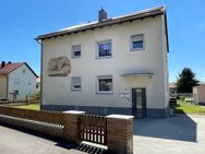 Gepflegtes Zweifamilienhaus in guter Lage in Tirschenreuth - Tirschenreuth