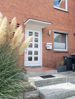 Attraktives Reihenmittelhaus - modern, charmant und mit Garten! - Stade (Hansestadt)
