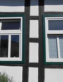 9 zweiteilige Kunststofffenster, weiß, Wärmeschutzverglasung in 49163