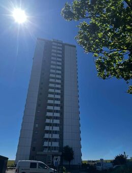 Büsum/ Kurpark: Großzügige 3-Zimmer Wohnung im 12 Stock des Hochhauses mit Blick auf dem Hauptstrand - Büsum