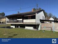 Einfamilienhaus mit besonderem Baustil in schöner, ruhiger Lage! - Rottweil