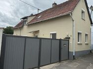 Erstbezug saniertes Haus 3,5 Zimmer Küche Bad 95qm in Alsheim - Alsheim