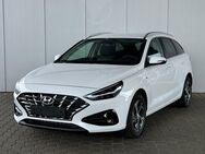 Hyundai i30, 1.5 Kombi TGDI MHEV MT SMART 48 V V % H m Sitz & Lenkr Heiz Alu16, Jahr 2024 - Achern