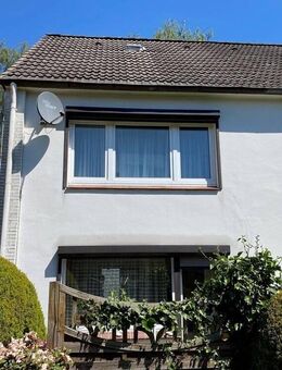 Endreihenhaus mit kleinem Garten in Hohenlockstedt zu verkaufen - Hohenlockstedt