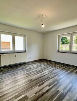 3 Zimmer Hochparterre-Wohnung mit Garten - Nördlingen