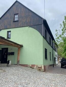 Wohnen /Anlageobjekt am Rande des Thüringer Waldes mit Blick auf die Schorte (Bach) - Ilmenau Zentrum