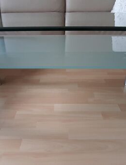 Wohnzimmer- Sitzgarnitur mit Glastisch - Leinburg