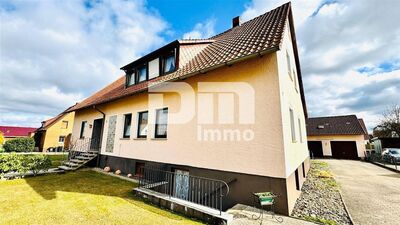 Schönes 1 - 2 Familienhaus mit riesigem Grundstück, Doppelgarage und umfangreichen Nutzflächen