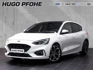 Ford Focus, 1.5 ST-Line EB Automatik, Jahr 2020 - Hamburg