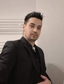Er sucht sie in 33659