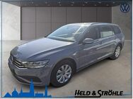 VW Passat Variant, 1.5 TSI R, Jahr 2022 - Neu Ulm