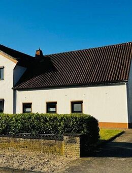 Langwedel- Daverden | Großzügige 4-Zimmer-Obergeschosswohnung mit Balkon, Garten & Stellplätzen - Langwedel (Niedersachsen)