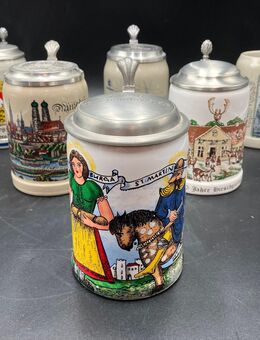 Sechs schöne Bierkrüge mit Zinndeckel + Bonuskrug aus massivem Edelstahl - München
